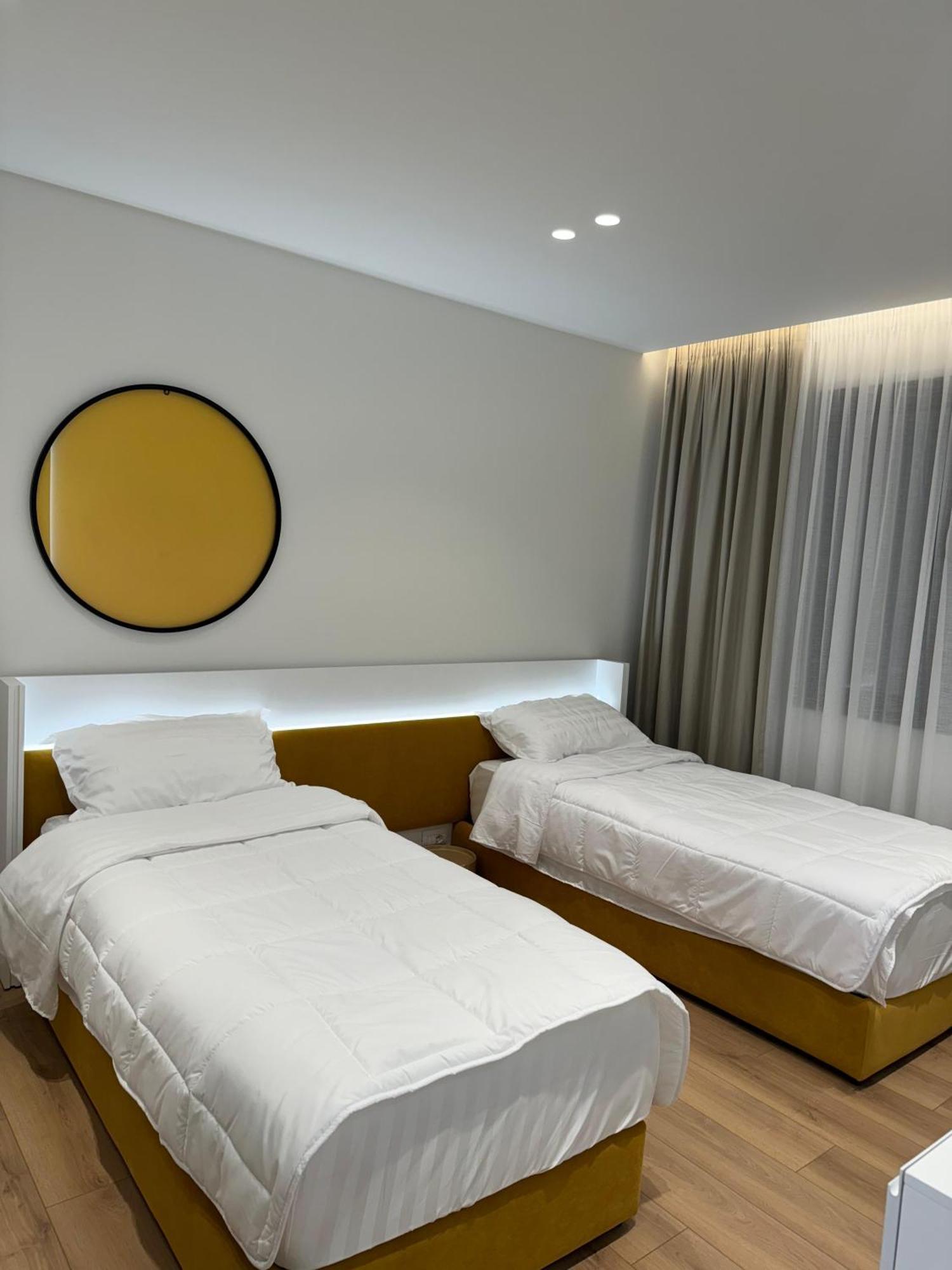 Incasso City Center Apartment Tiranë Luaran gambar