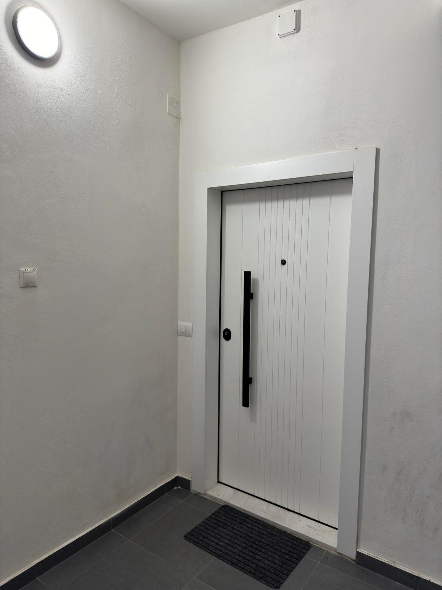 Incasso City Center Apartment Tiranë Luaran gambar
